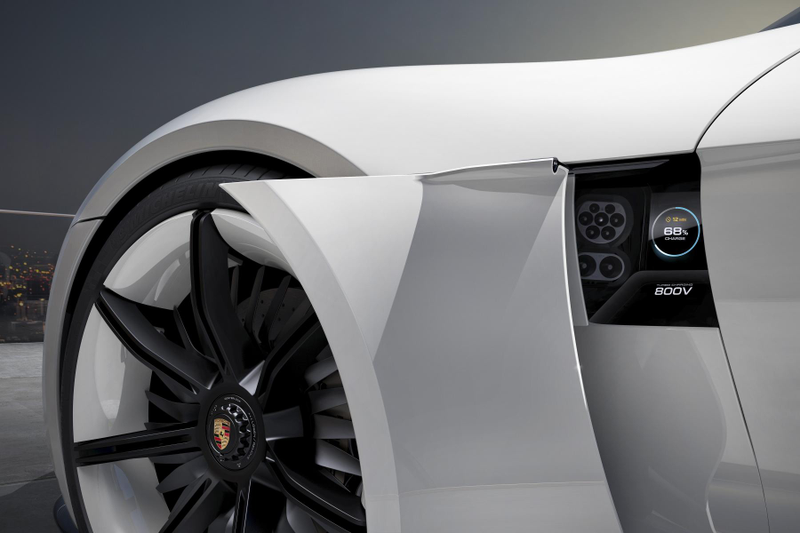 Illustration for article titled El Porsche Mission E recarga su batería más rápido que un Tesla, y es una preciosidad